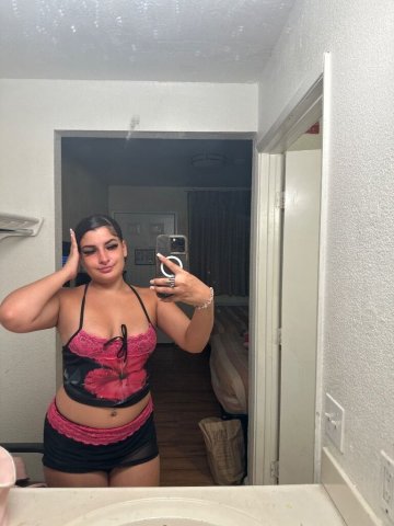 Minneapolis Puerto Rican Female Escort — OUTCALLS Available One Day Only - 1
