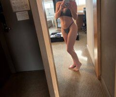 Los Angeles escorts - Los Angeles Female Escort — Petite Fit GFE Style, Blowjobs & Car Dates
