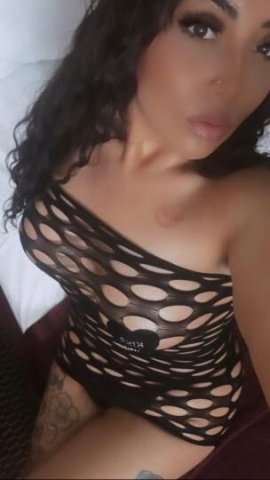 Bakersfield Latina Escort — Incalls, Outcalls & Cardate - 1