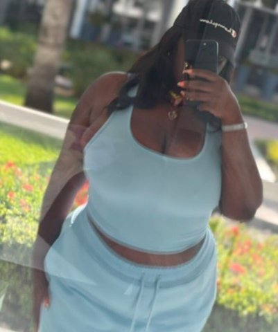 Poughkeepsie Female Escort — QV Safe Sex + Head Car Sessions - 1