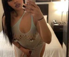 Olympia escorts - Olympia Upscale Escort — Natural “thick babe” + Private Dance Sessions