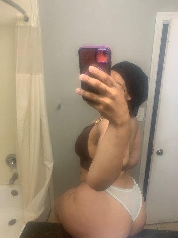 Wilmington IN CALLS — Slim Thick Carmel, Ready to Please - 1