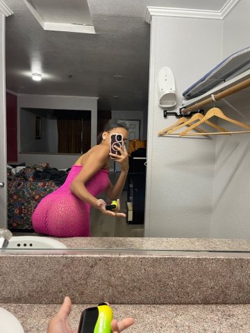 Stockton CA Black & Asian Female Escort for Slim-Then-Curvy Petite Body - 1