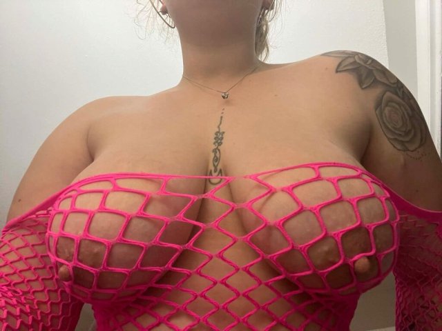Greensboro Snowbunni Specials All Night — Thick, Tight Play - 1