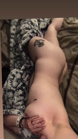 Akron/Canton Female Escort — Date Nights - 1