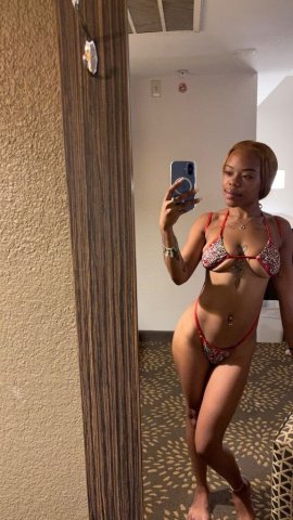 Houston Female Escort — Outcall & Incalls, Boar Day Parties & Traveling - 1