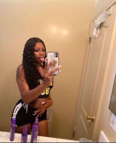 Las Vegas Female Escort — Outcalls in 30 Minutes, Nonfiction Fiction Service - 1