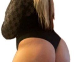 Diamond — Minneapolis/St. Paul Blonde Busty Escort (Dinner Dates, In/Outcall, 2-Girl) - Image 3