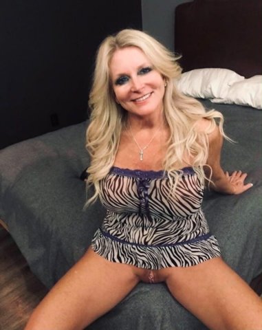 Bowling Green KY Sexy 42-Year-Old Independent Female Escort (Incalls/Outcalls) - 1