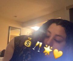 Maui escorts - Maui Content Only Female Escort — Custom Snapchat Content