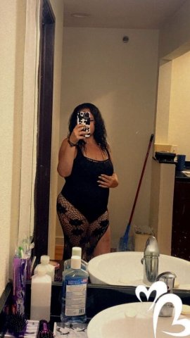 Wichita Incalls Only Female Escort — QV / HHR / HH rates listed - 1