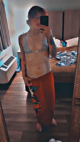 PDX Incall Escort Near PDX Airport (NE 82nd Ave) — Georgia - 1