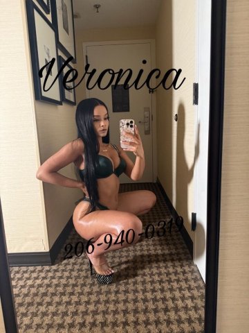 Veronica Rose — Visiting for the Week (Book Now) - 1