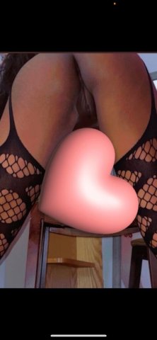 Cincinnati In-Call/Out-Call Trucker-Friendly Petite Escort — Foot Fetish Massage or Happy Ending - 1