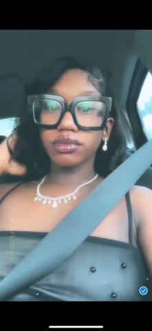 Incall Only (Smithfield) Female Escort — 5'0, 134 lbs - 1