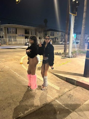 2 Girls Available (Outcalls & Incalls) — 29 - 1