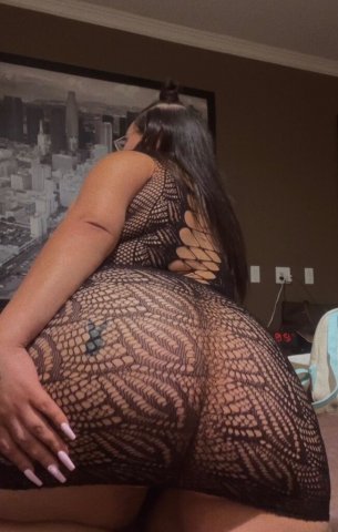 Palm Springs BBW New Girl — Upscale Private Discreet Sessions - 1