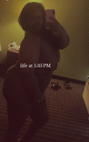 Janesville, WI Outcall Only — Upscale Gentlemen (35+) Escort - 1
