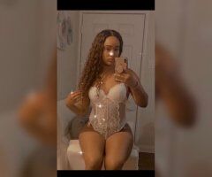 San Francisco Petite Female Escort — SF Incall, Couples Welcome - Image 5