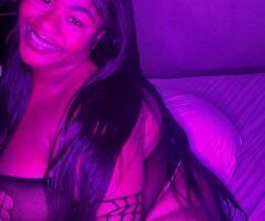 Knoxville escorts - Knoxville Female Escort — Fetish Queen with power jaws, meet & greet and GFE