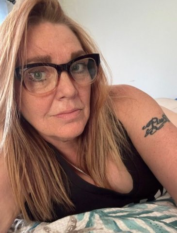 Nicole in North Port, FL — mature escort, can host - 1
