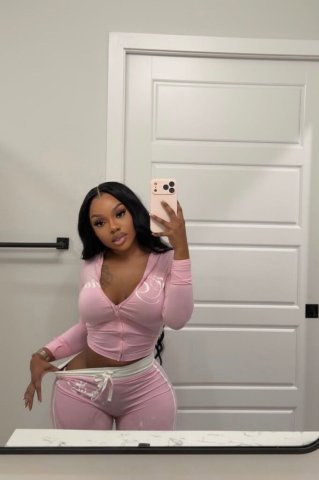 Queens Female Escort — Extravagant Baddie (26) - 1