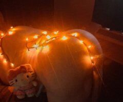 Kansas City escorts - Thirsty Thursdays Specials — 4 options, full-body massage