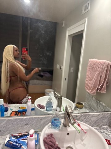 Modesto CA Dior — Incall companionship & entertainment for a few days - 1