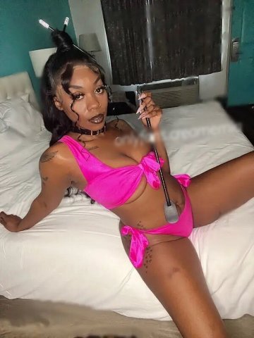 Mia — Black & Dominican Petite Escort (Denver) | Relaxing, Domination-Friendly - 1
