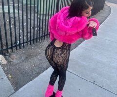 Strawberry wet cakes with juicy wet lips (2 girl special) - Image 5