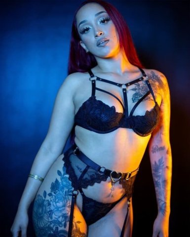 Goddess Retreat Special — Cum & NURU, Dominatrix/Fetish Sessions (Baltimore area) - 1