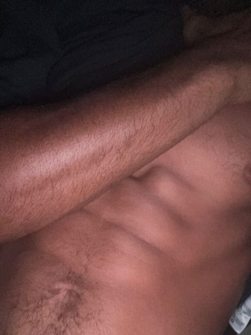 6'1 light skin Dominican, Lmk - 1