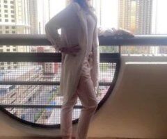 Biloxi Native Girl — 5' Escort Appointment - Image 4