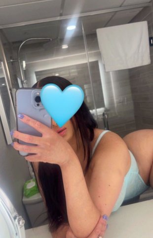 Latina en North Jersey: Fotos reales y FaceTime, BBJ y extras - 1