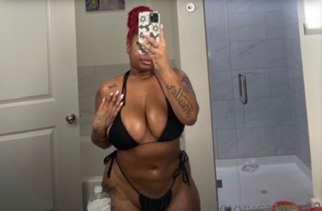 India — Deep Throat & Super Soaker Kitty (Big Booty) - 1
