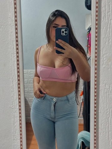 Wilmington Female Escort - 1