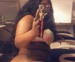 Scarlet — Discreet Female Escort in Rockford - Image 2