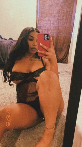 Bakersfield Slim Fit Female Escort — Upscale Companion - 1