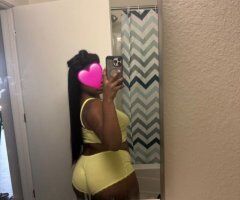 Affectionate 25 Y/O Minneapolis/St. Paul Female Escort — Full Service, Video Chat Show - Image 2