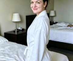San Fernando Valley escorts - San Fernando Valley Female Escort — 69 & Nuru shower play