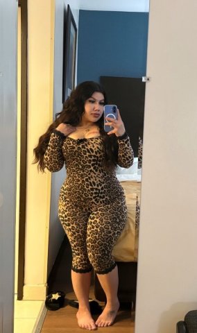 Sweet & charming San Diego lady for serious inquiries - 1