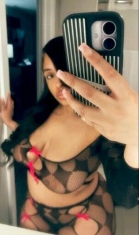 Milwaukee Big Mama Incalls — Private Sessions - 1