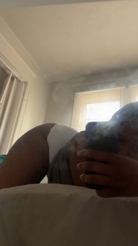 Springfield Female Escort — Juicyy’s Incall Specials & Fetishes - 1