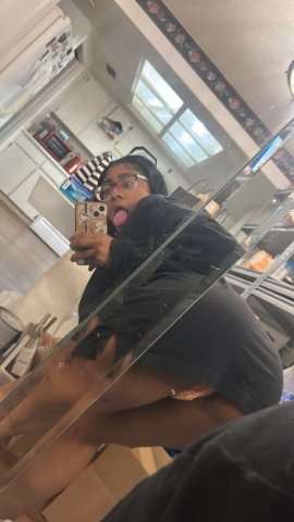 Miami Female Escort — 2 Girls, Throat Goat Service - 1