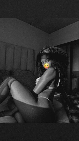 Upscale petite funsize playmate in Charlotte (out-calls only) - 1