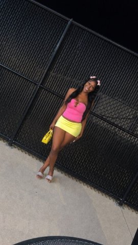Springfield IL Panamanian Escort for Outcalls, Dates, Fetish-Friendly - 1
