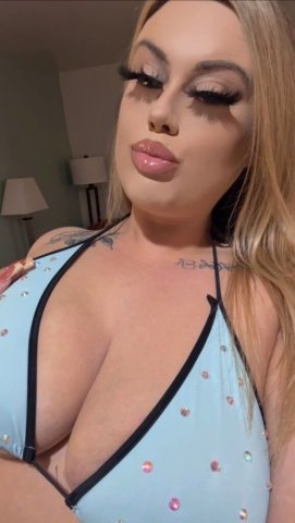 Monterey Big Boobs & Huge Ass Escort — Flirty Clean Discreet Service (No GFE) - 1