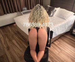 Orange County escorts - Santa Ana Female Escort — Último giro del año