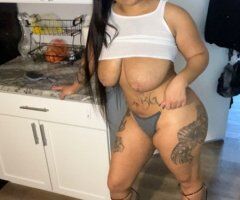 Manhattan Big Ass Female Escort — Incall or Outcall - Image 3