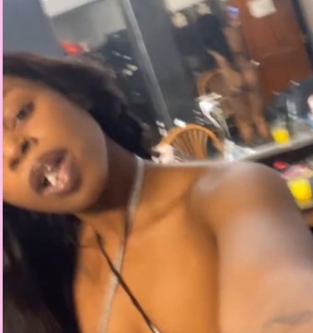 Absecon / Galloway Female Escort — Incall or Outcall - 1